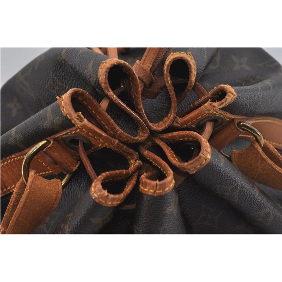 Authentic Louis Vuitton
Monogram Petit Noe M42226
Shoulder Drawstring Bag - Picture 14 of 14